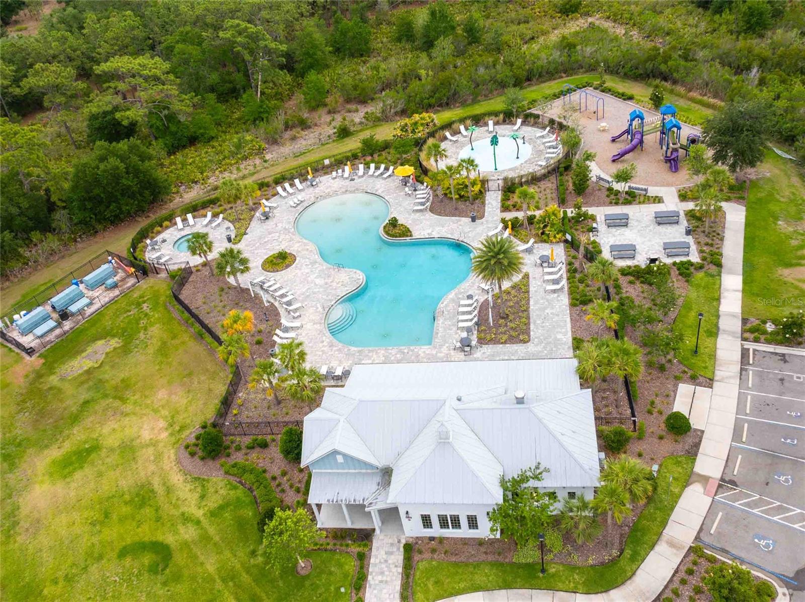 5072 AVALON PARK BLVD, WESLEY CHAPEL, FL, 33545