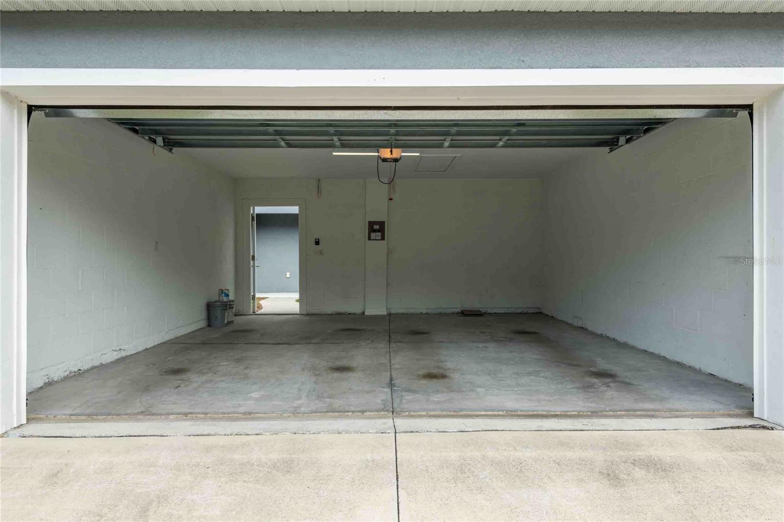 5072 AVALON PARK BLVD, WESLEY CHAPEL, FL, 33545