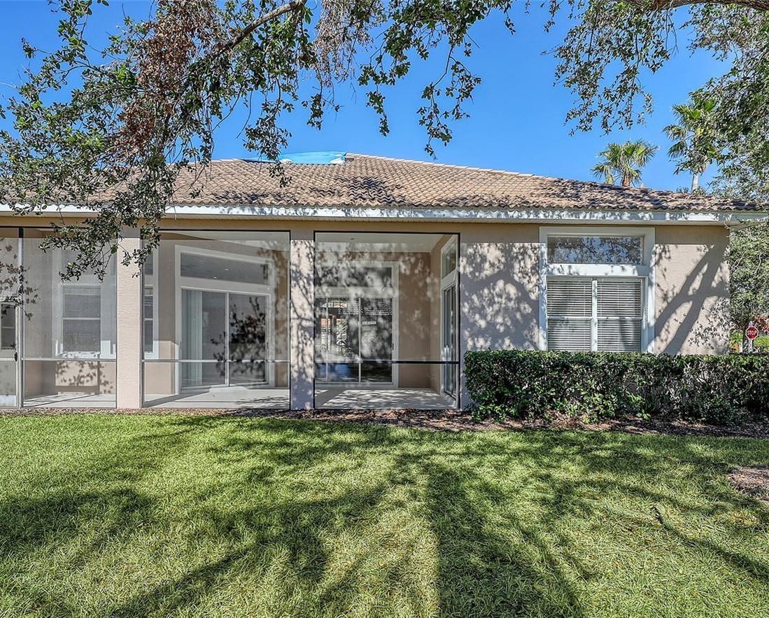 6836 BAY HILL DR, LAKEWOOD RANCH, FL, 34202