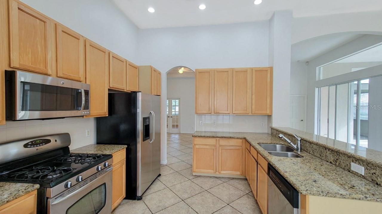 6836 BAY HILL DR, LAKEWOOD RANCH, FL, 34202