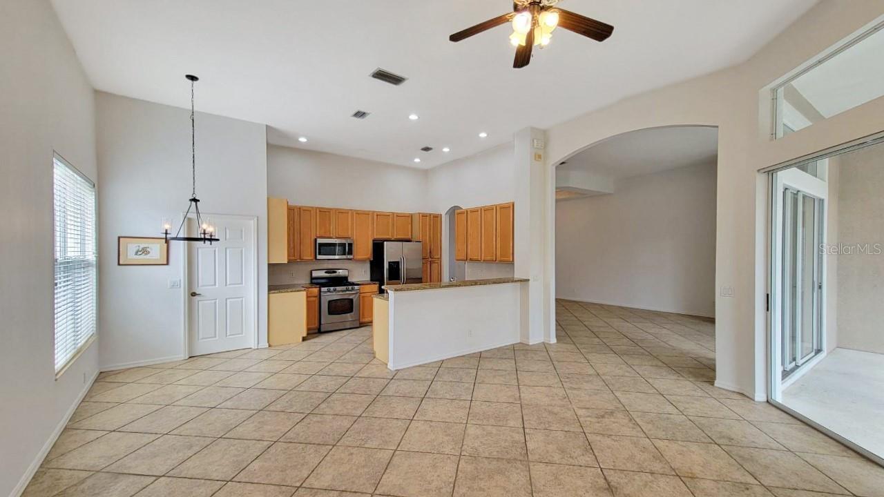 6836 BAY HILL DR, LAKEWOOD RANCH, FL, 34202