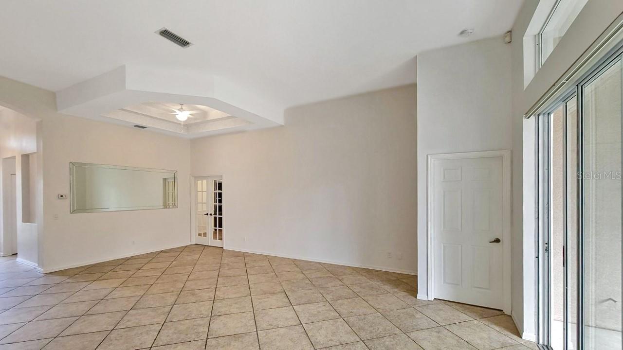 6836 BAY HILL DR, LAKEWOOD RANCH, FL, 34202