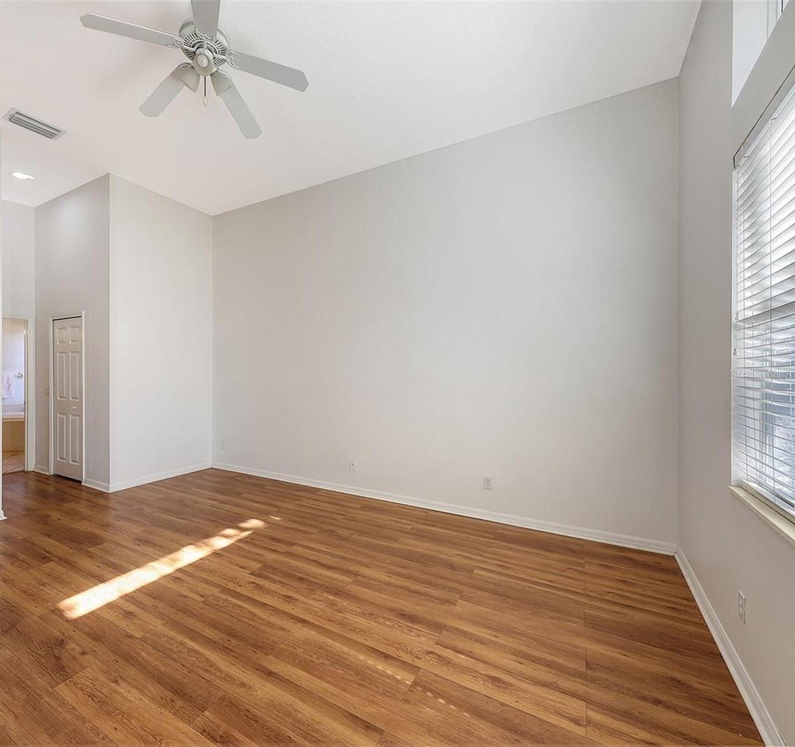 6836 BAY HILL DR, LAKEWOOD RANCH, FL, 34202