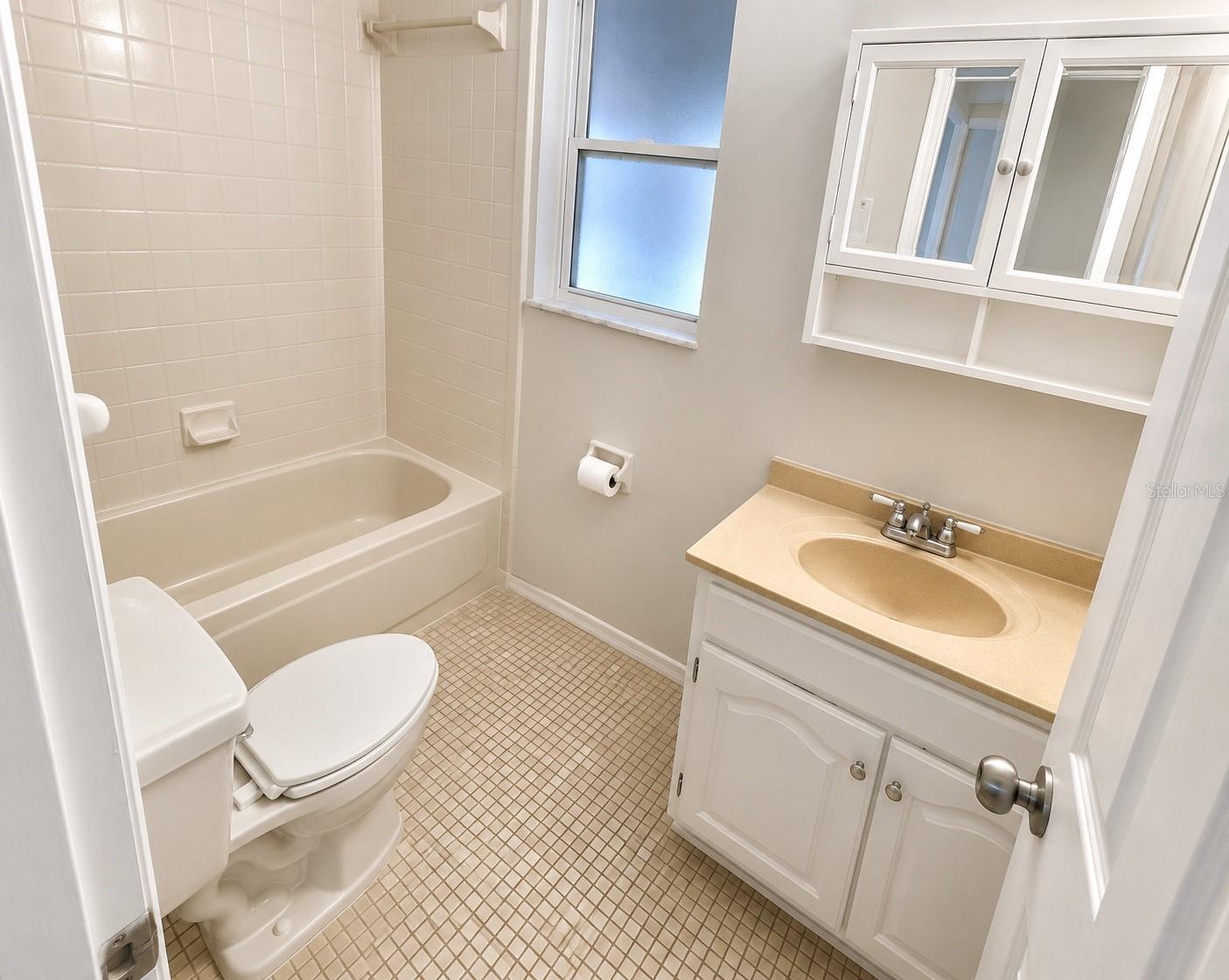 1215 E LAKESHORE BLVD, ST CLOUD, FL, 34769