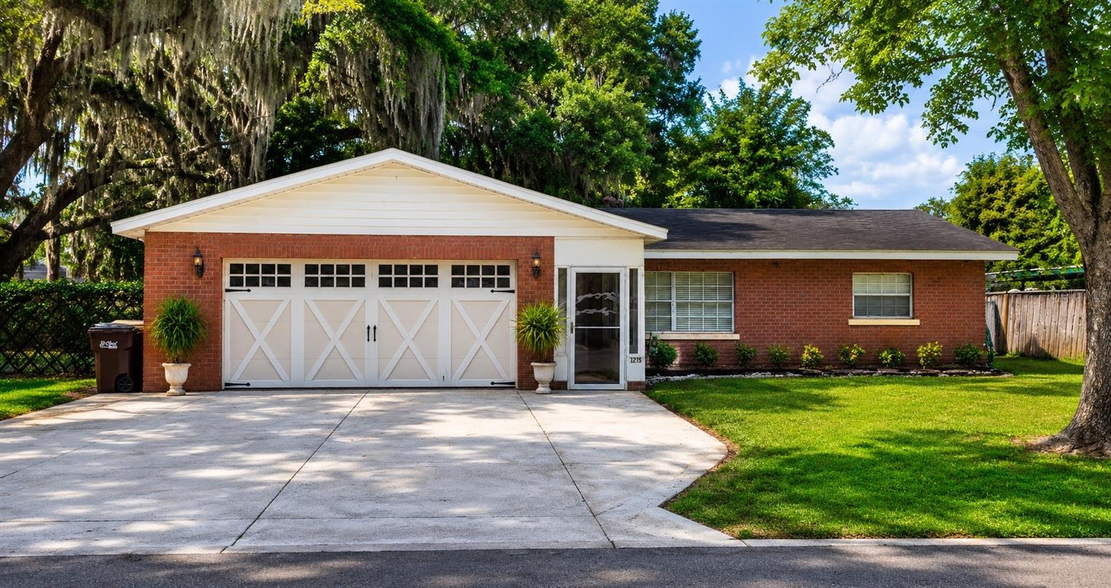 1215 E LAKESHORE BLVD, ST CLOUD, FL, 34769