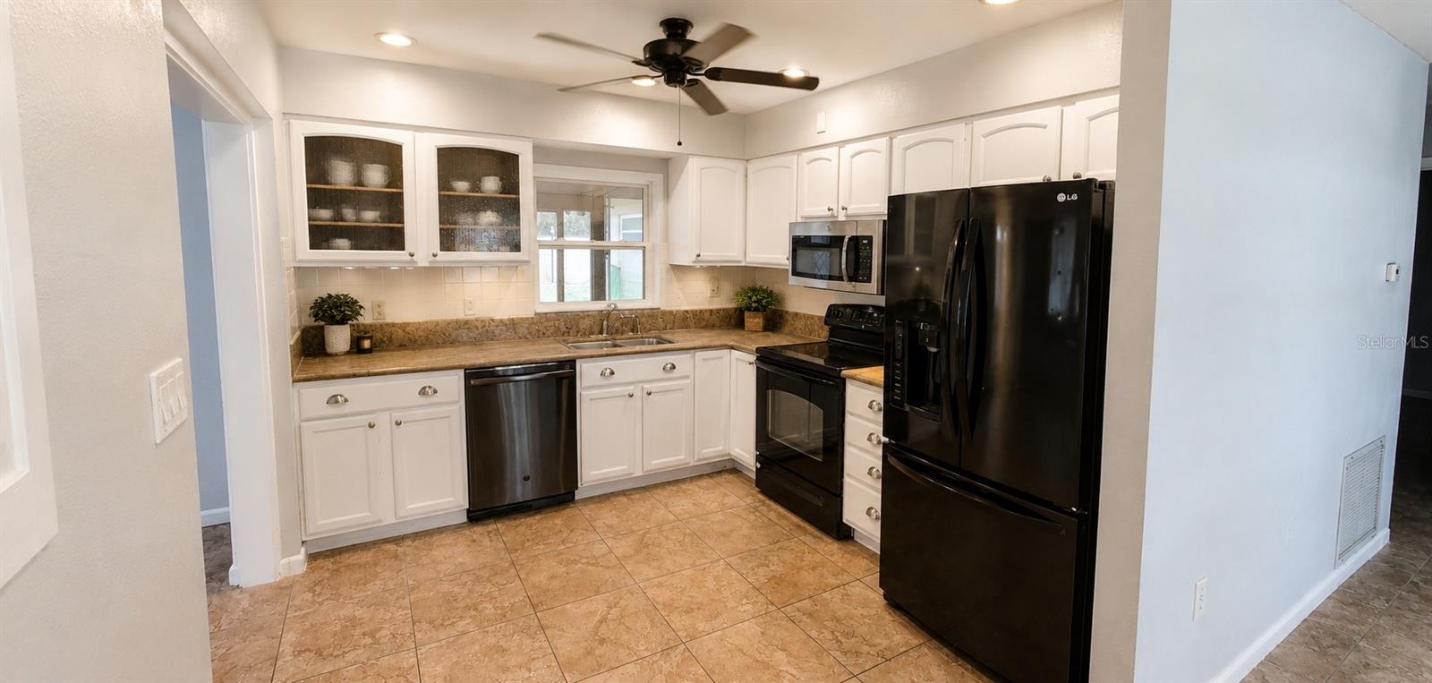 1215 E LAKESHORE BLVD, ST CLOUD, FL, 34769