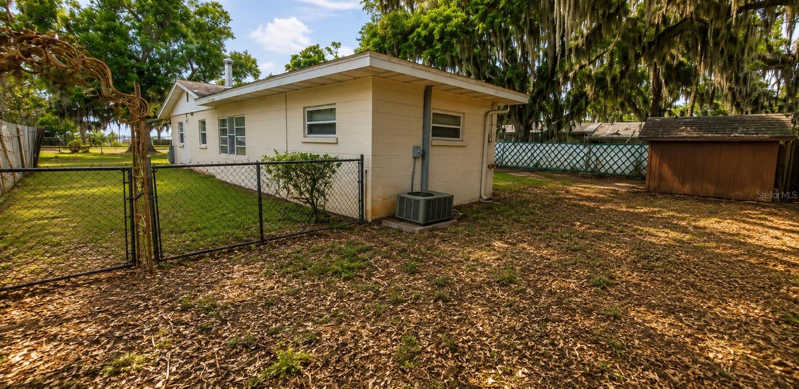 1215 E LAKESHORE BLVD, ST CLOUD, FL, 34769