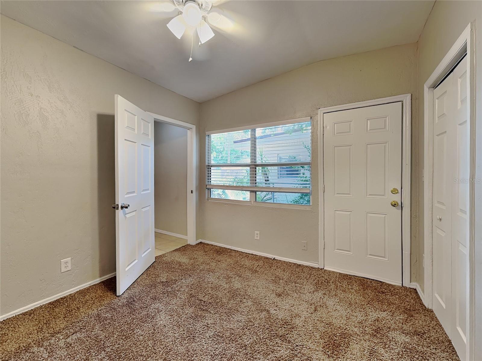 6484 44TH AVE N, KENNETH CITY, FL, 33709