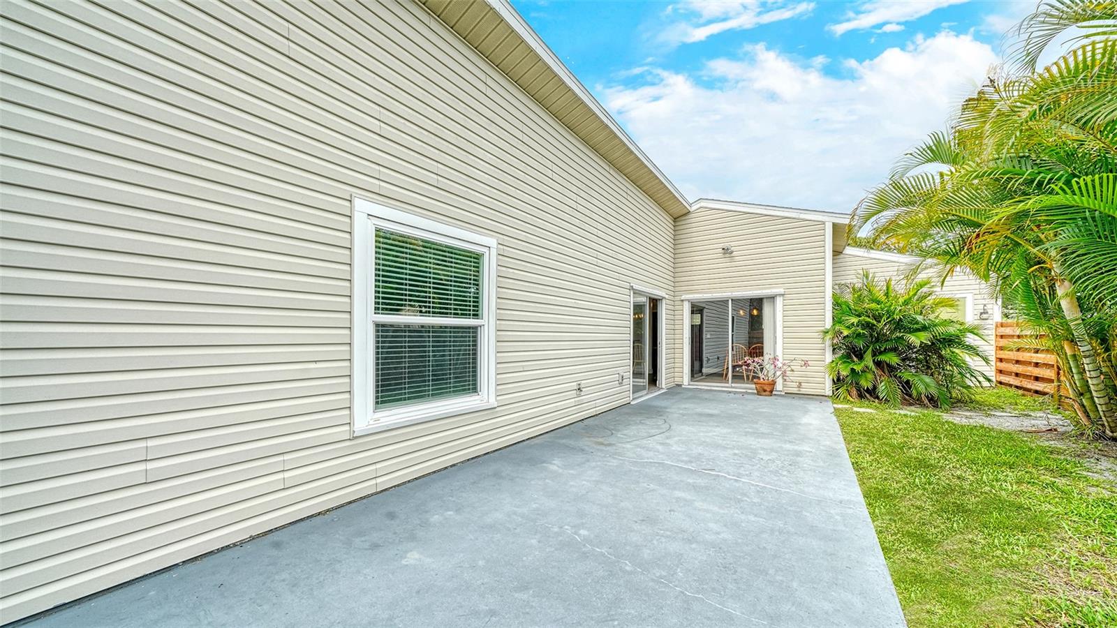 361 BEARDED OAKS CIR, SARASOTA, FL, 34232