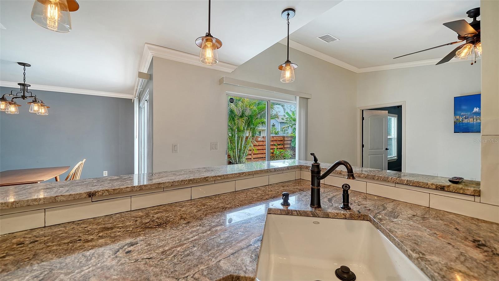 361 BEARDED OAKS CIR, SARASOTA, FL, 34232