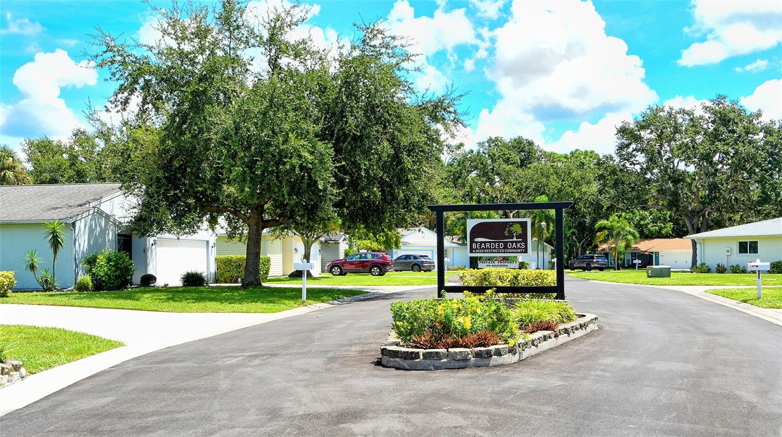 361 BEARDED OAKS CIR, SARASOTA, FL, 34232