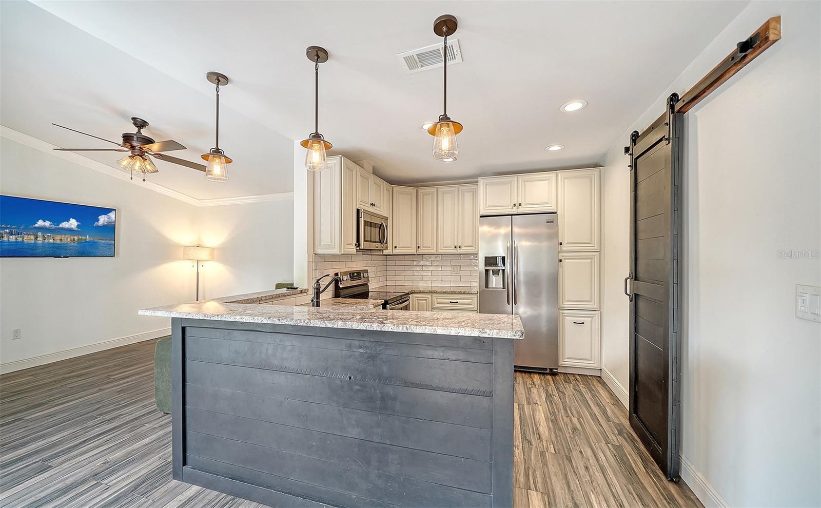 361 BEARDED OAKS CIR, SARASOTA, FL, 34232