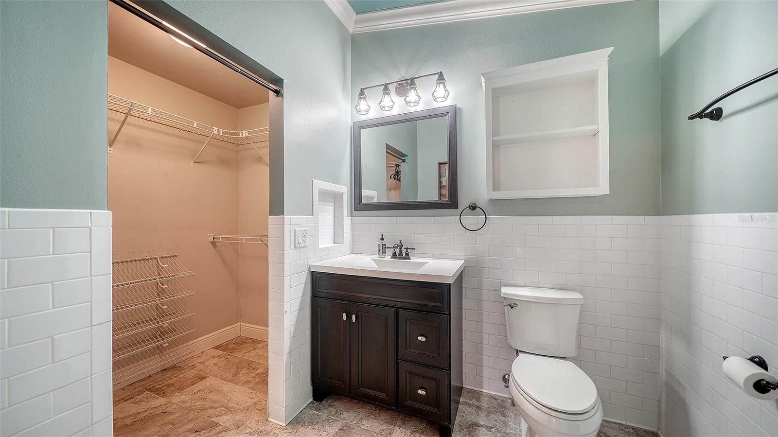 361 BEARDED OAKS CIR, SARASOTA, FL, 34232