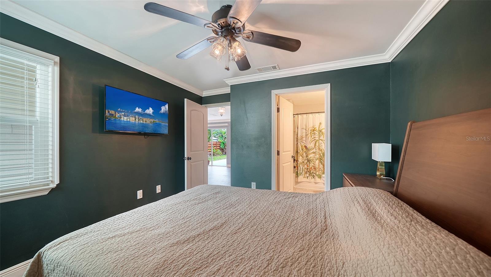 361 BEARDED OAKS CIR, SARASOTA, FL, 34232