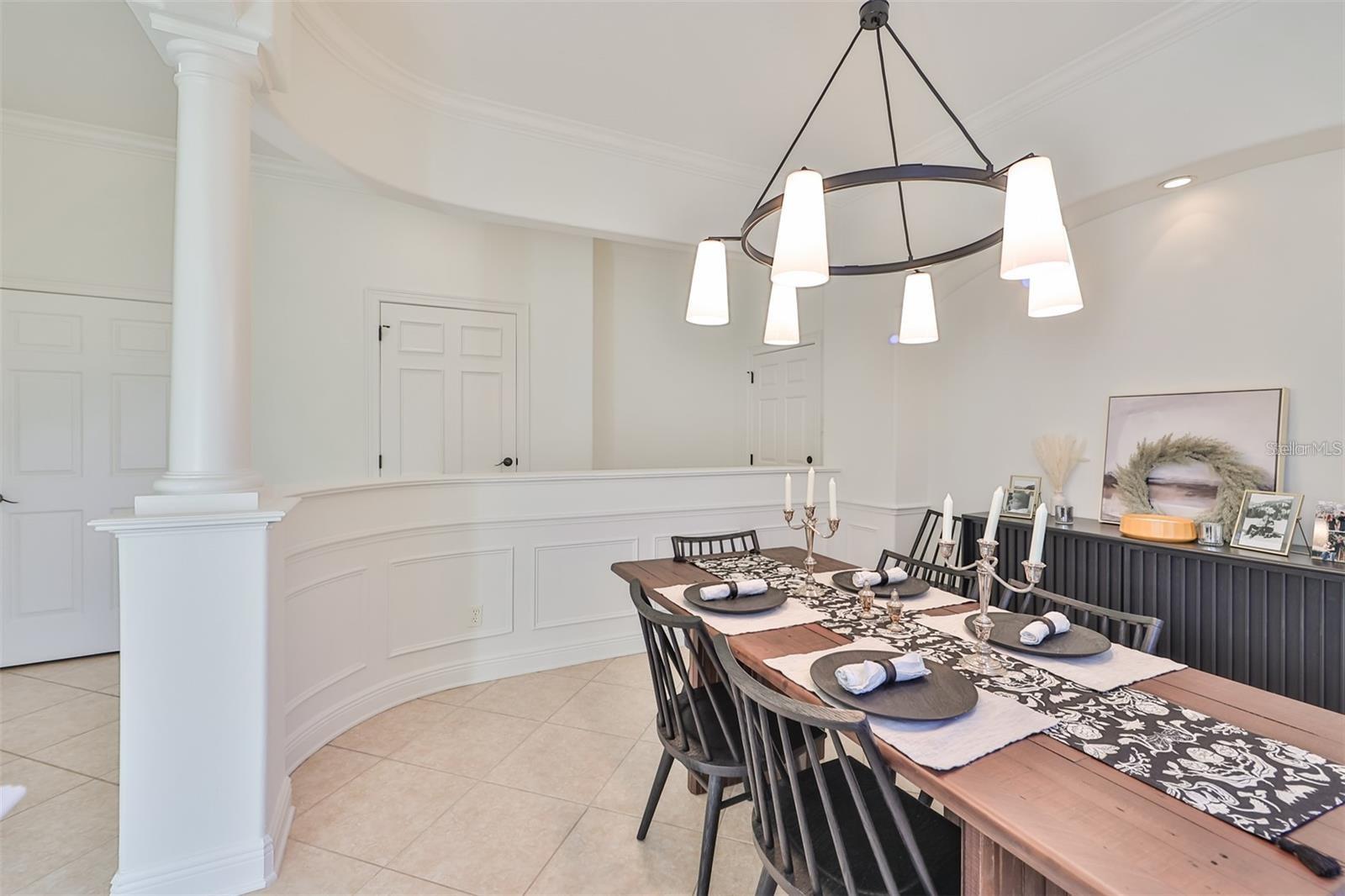 602 SAXONY BLVD, ST PETERSBURG, FL, 33716