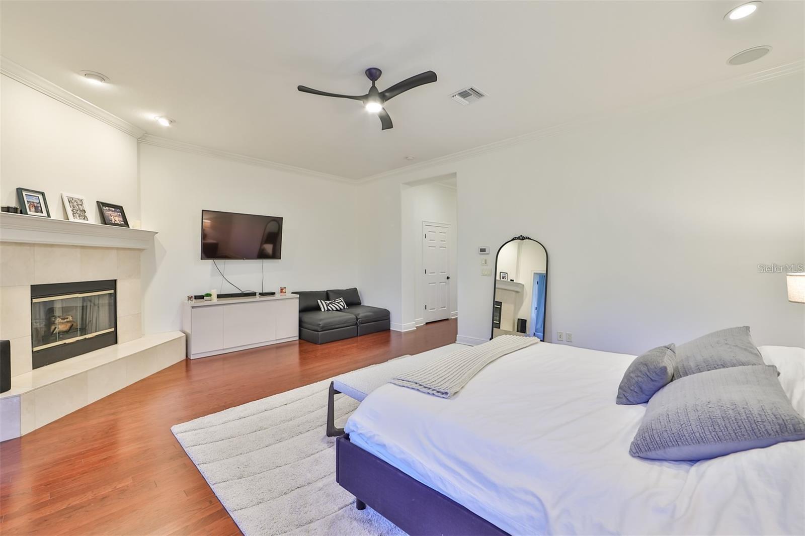 602 SAXONY BLVD, ST PETERSBURG, FL, 33716