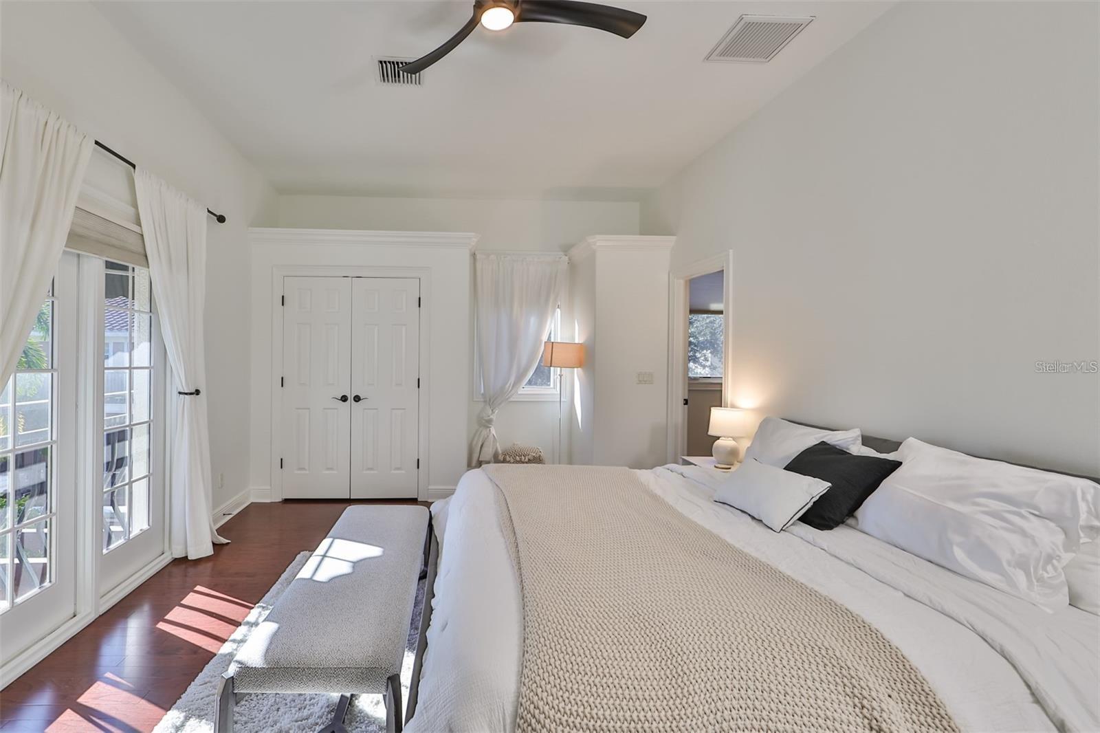 602 SAXONY BLVD, ST PETERSBURG, FL, 33716