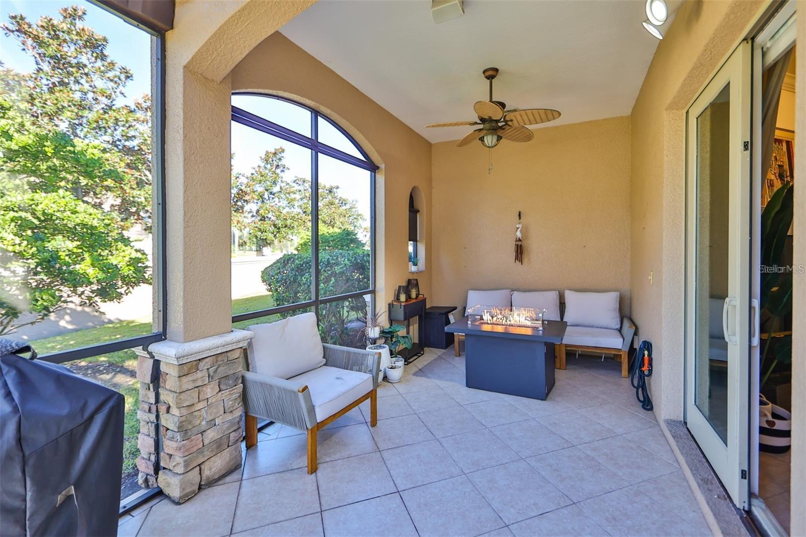 602 SAXONY BLVD, ST PETERSBURG, FL, 33716