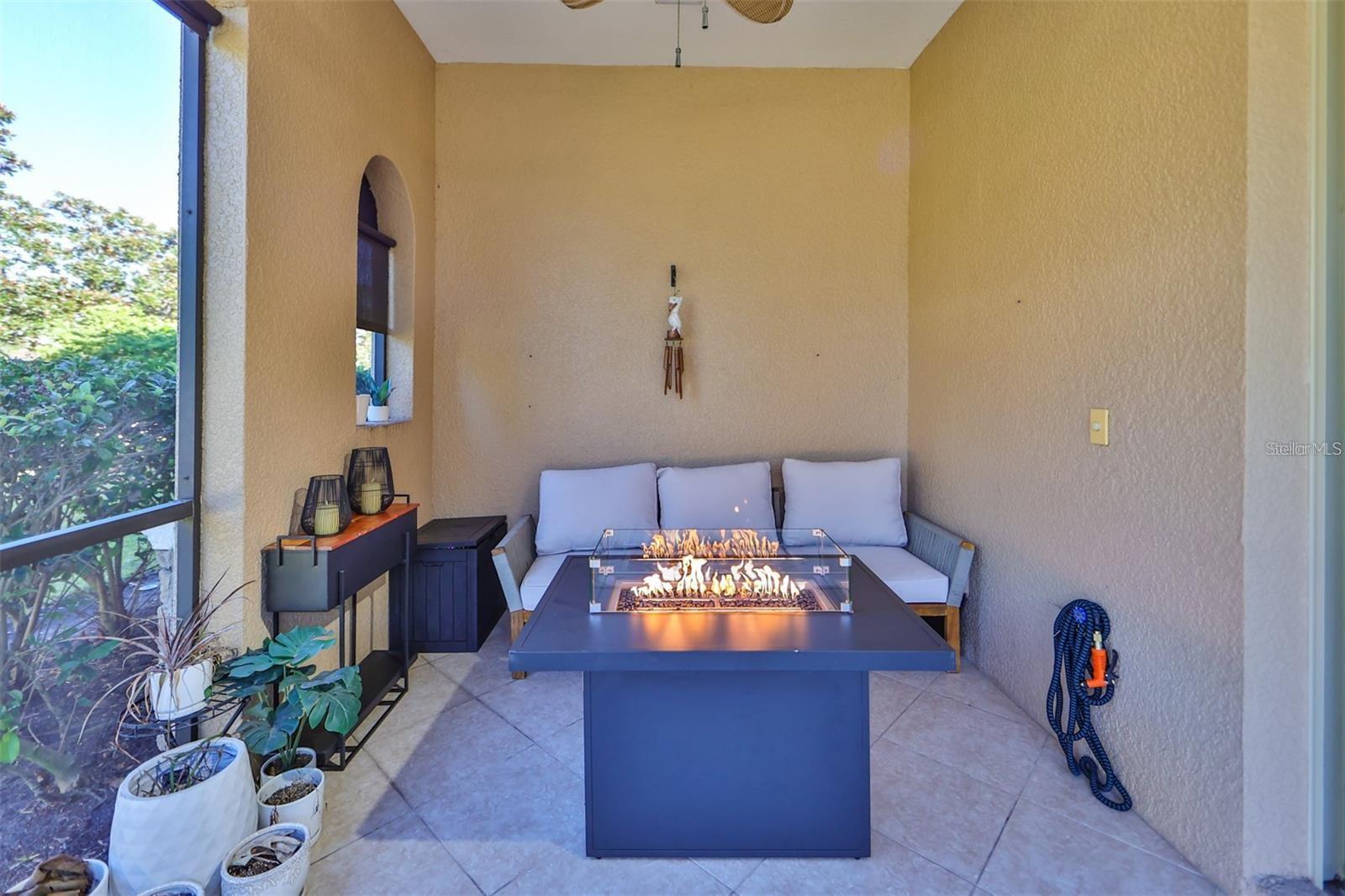602 SAXONY BLVD, ST PETERSBURG, FL, 33716