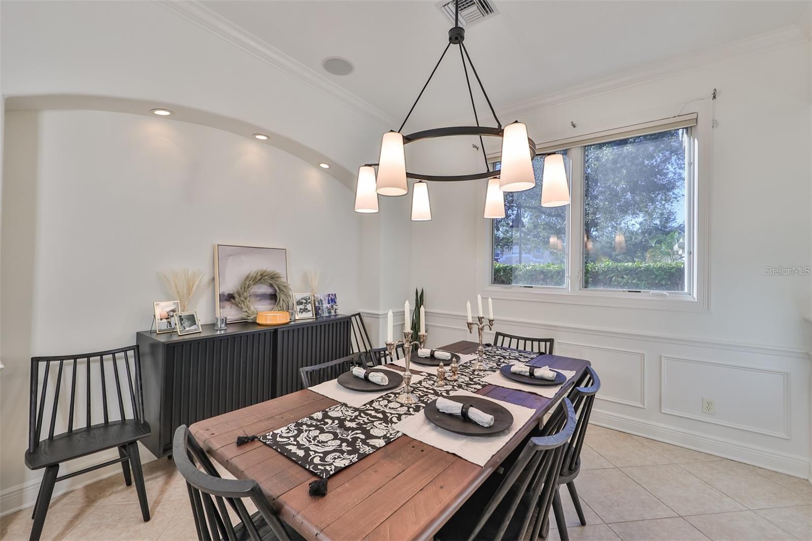 602 SAXONY BLVD, ST PETERSBURG, FL, 33716