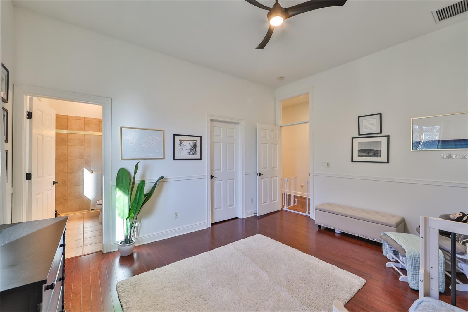 602 SAXONY BLVD, ST PETERSBURG, FL, 33716