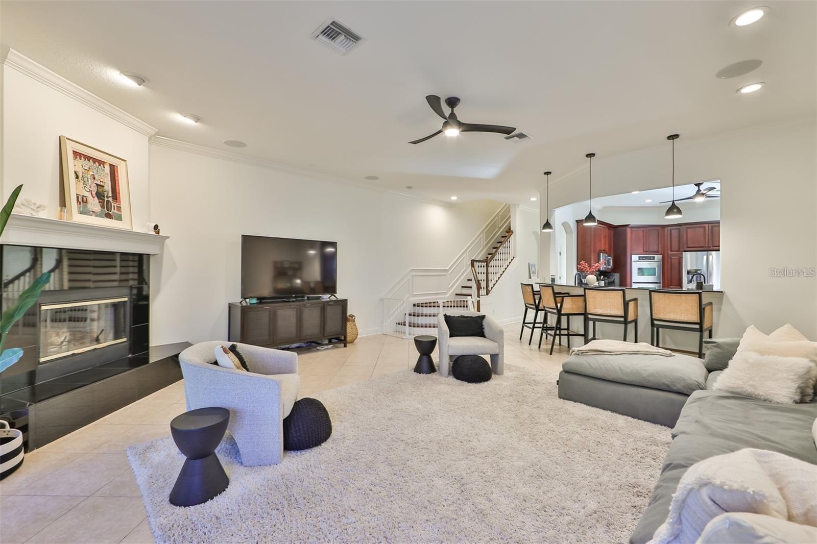 602 SAXONY BLVD, ST PETERSBURG, FL, 33716