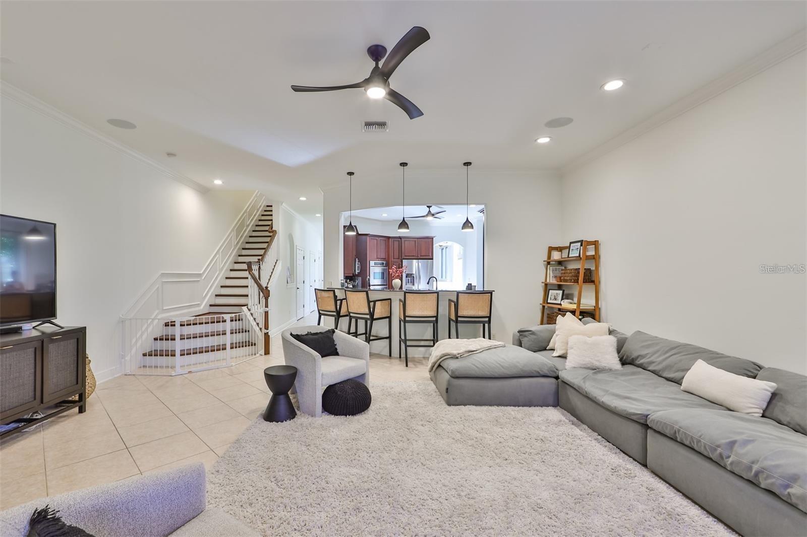602 SAXONY BLVD, ST PETERSBURG, FL, 33716