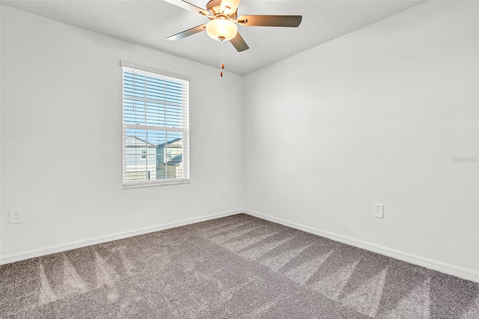 11672 RADIANT SHORE LOOP, SAN ANTONIO, FL, 33576