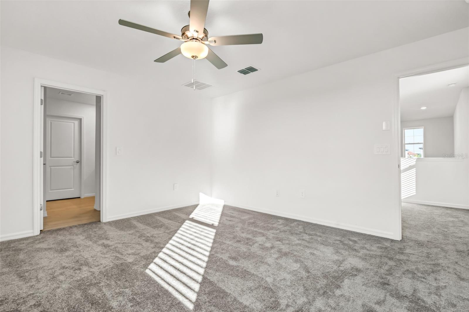 11672 RADIANT SHORE LOOP, SAN ANTONIO, FL, 33576