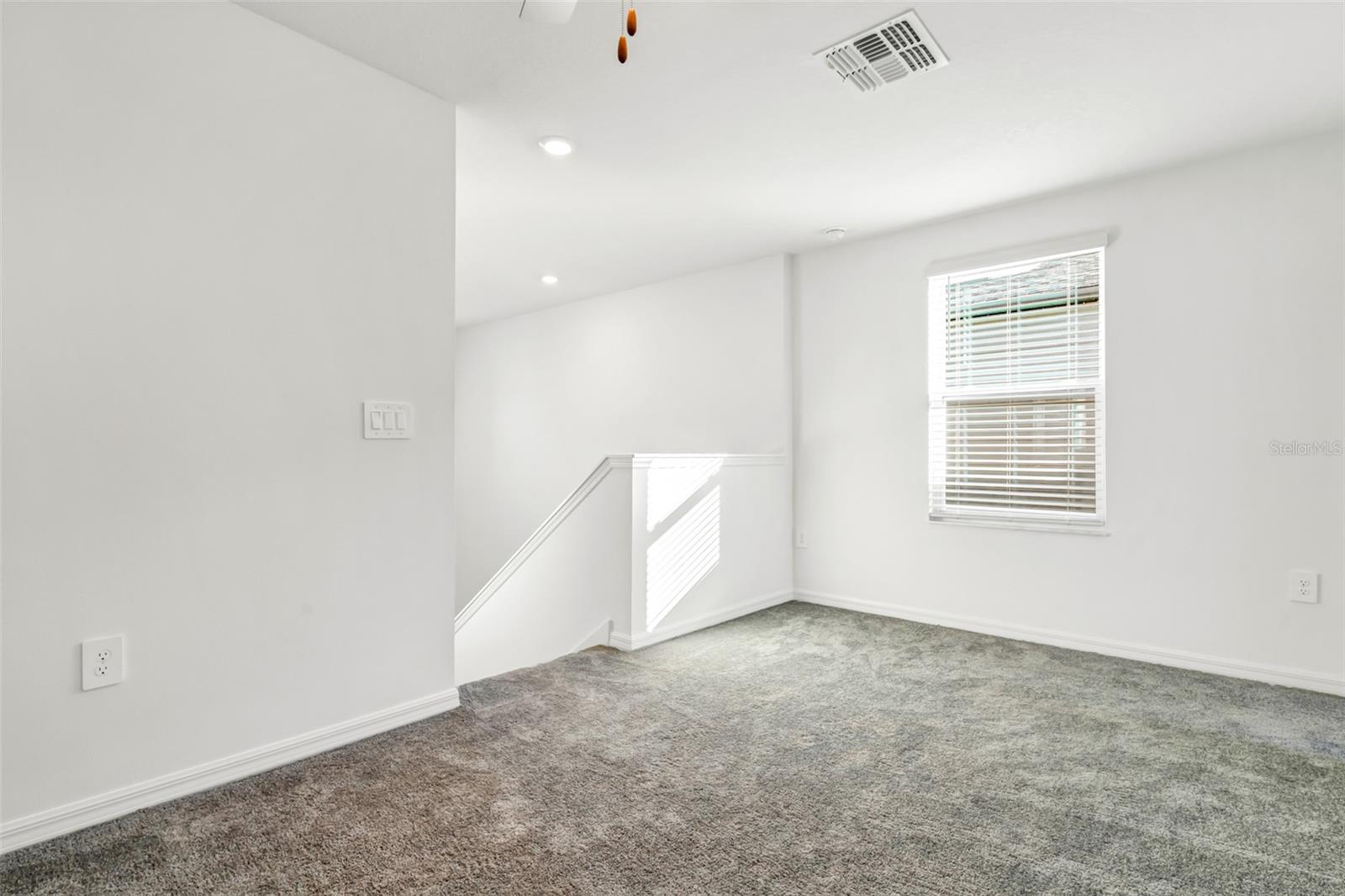 11672 RADIANT SHORE LOOP, SAN ANTONIO, FL, 33576