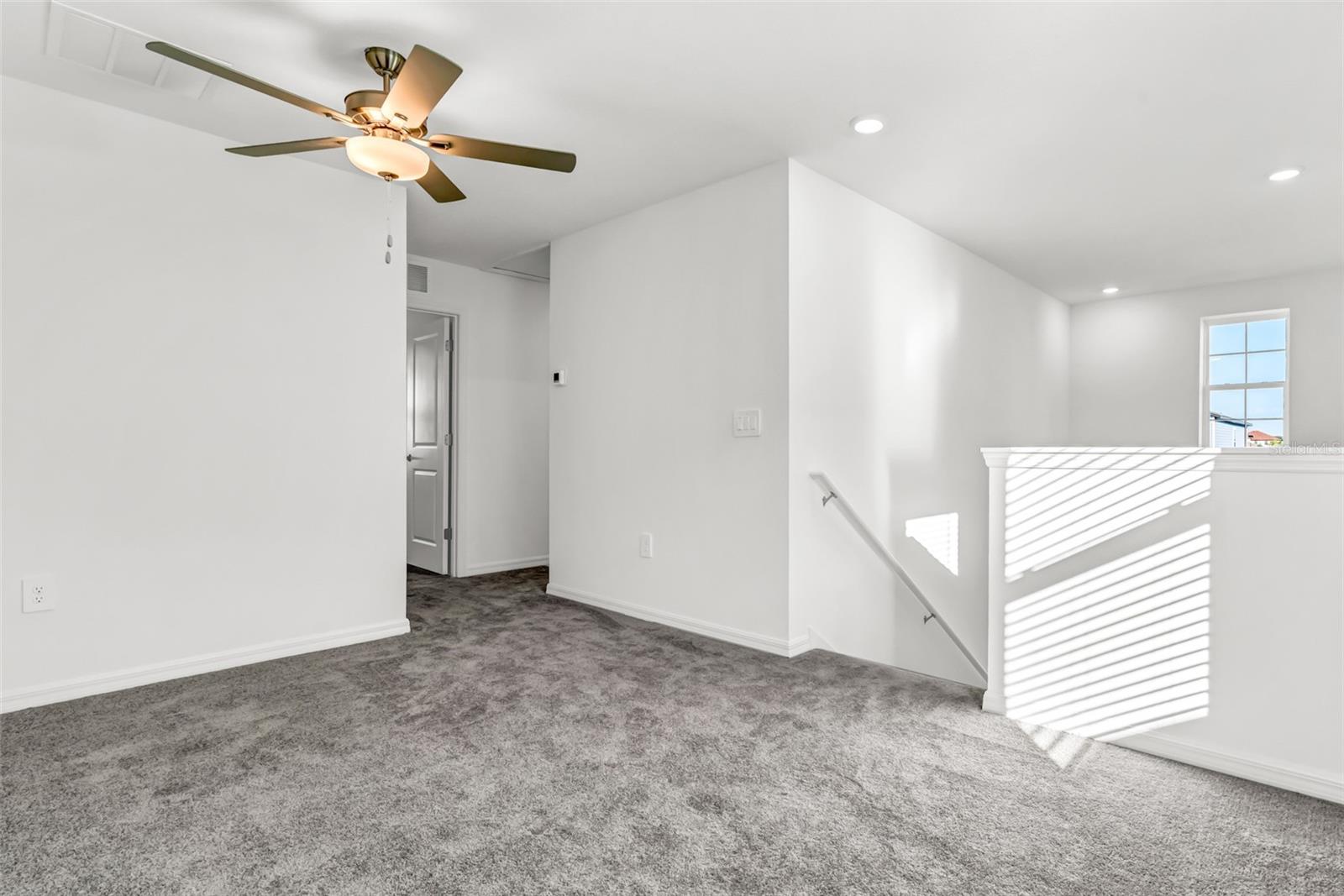 11672 RADIANT SHORE LOOP, SAN ANTONIO, FL, 33576