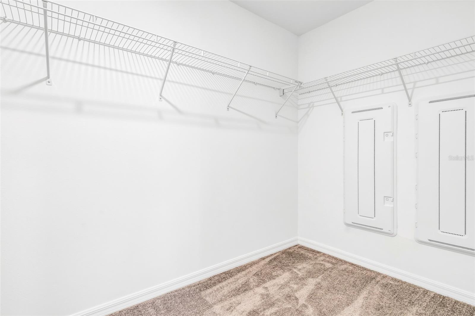 11672 RADIANT SHORE LOOP, SAN ANTONIO, FL, 33576