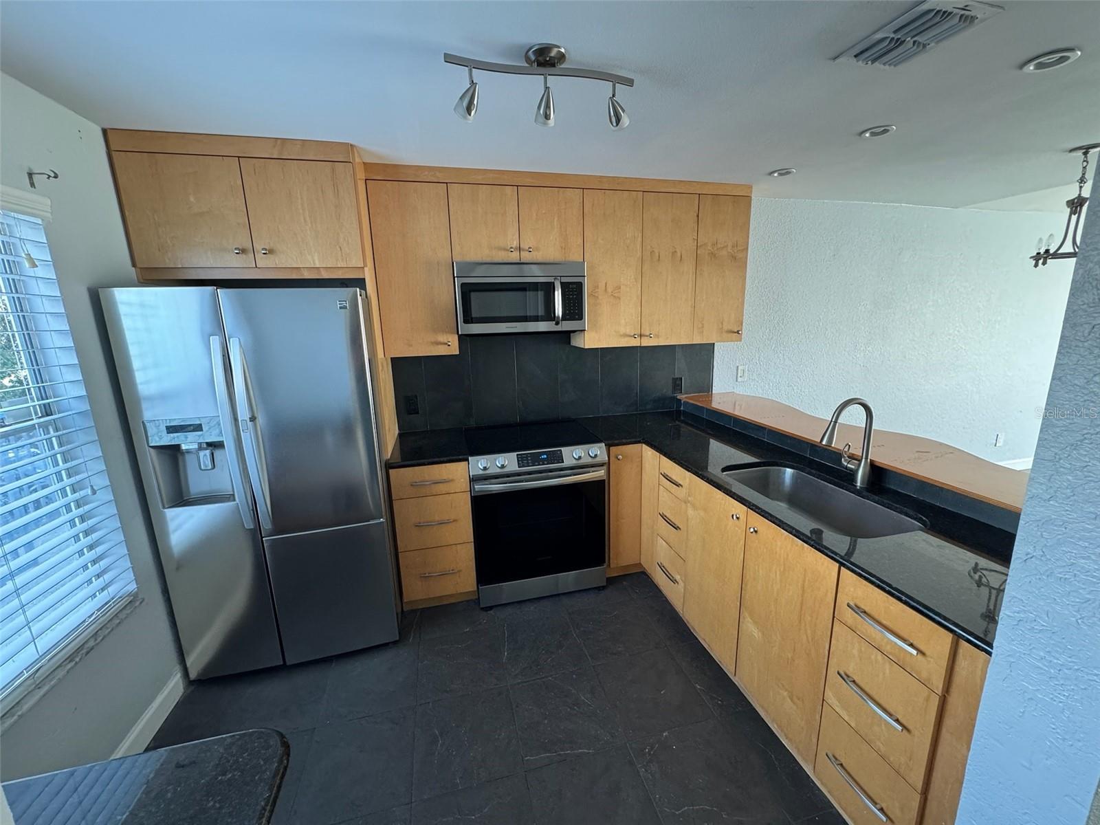 2568 WOODGATE BLVD #205, ORLANDO, FL, 32822