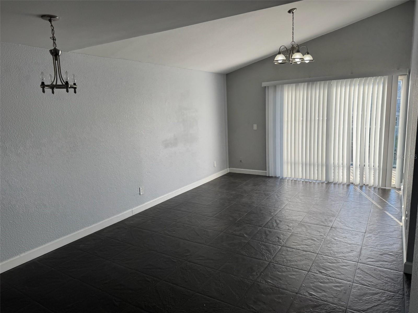 2568 WOODGATE BLVD #205, ORLANDO, FL, 32822