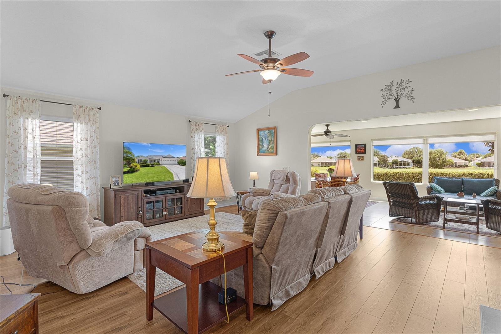 1426 HONEA PATH, THE VILLAGES, FL, 32162