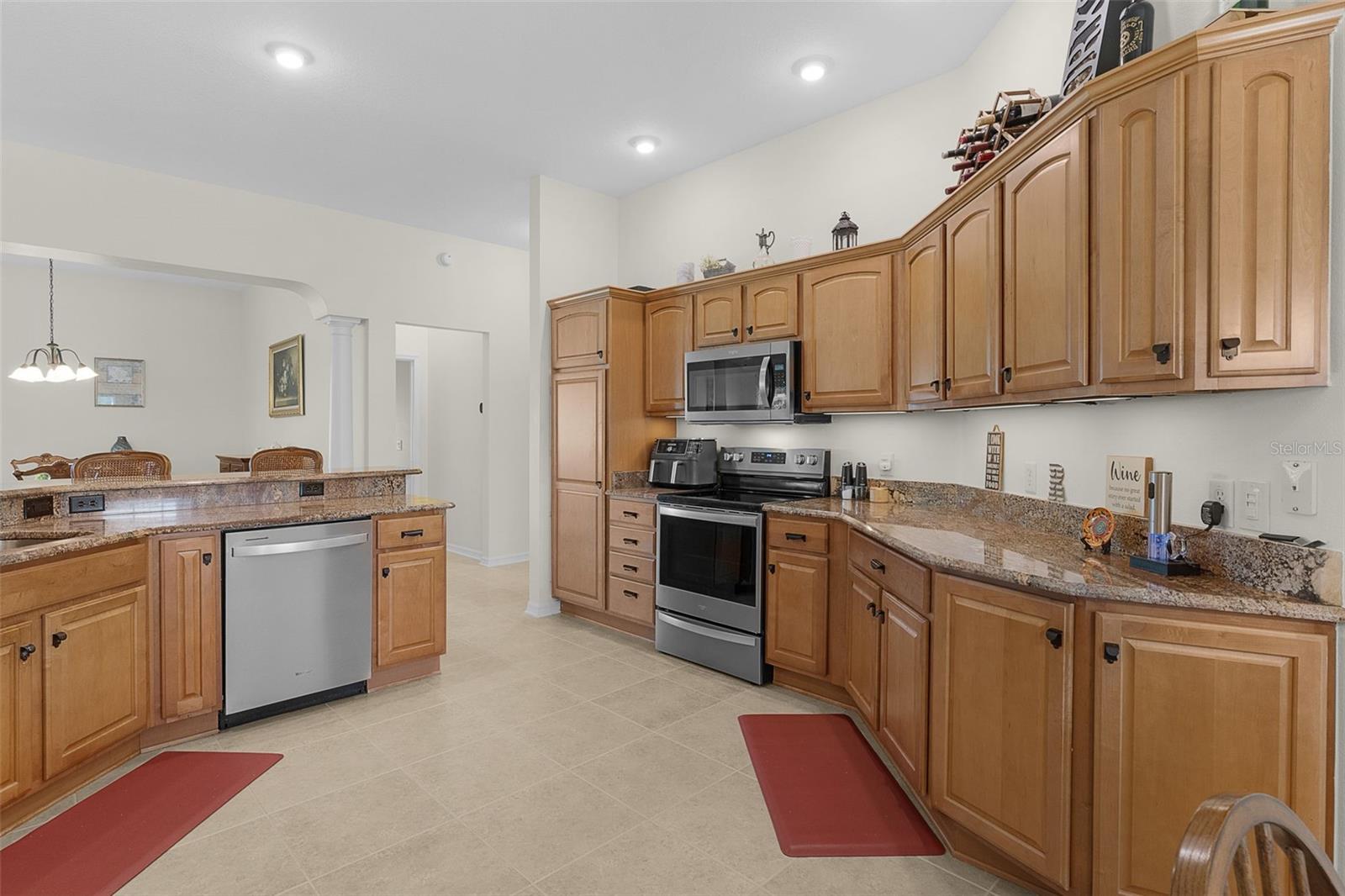 1426 HONEA PATH, THE VILLAGES, FL, 32162
