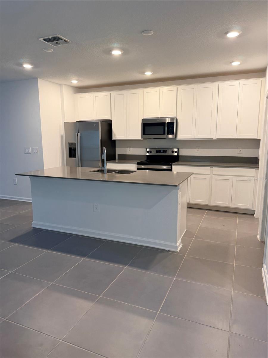 926 JACKSON AVE, DAVENPORT, FL, 33837