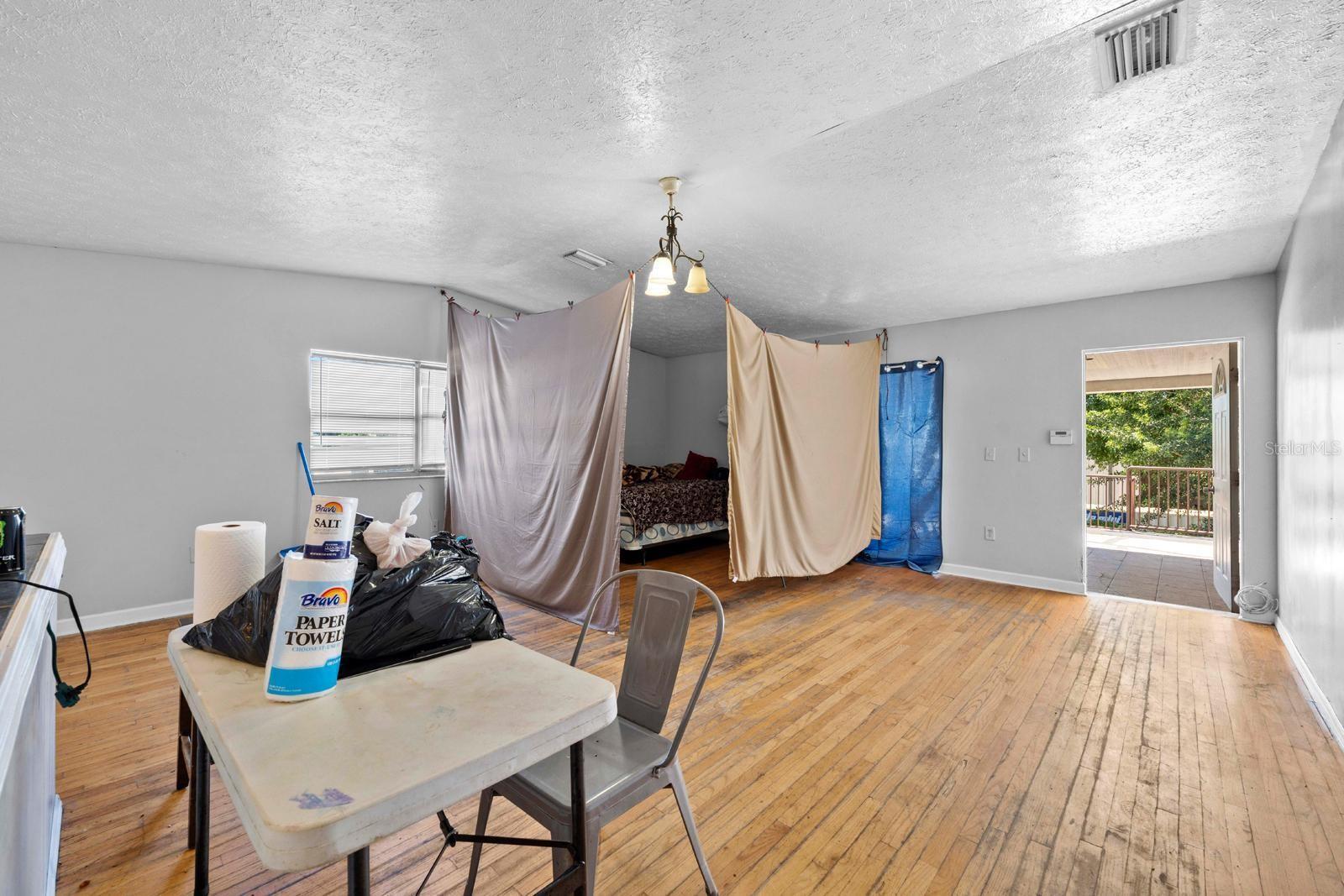 4624 N HUBERT AVE, TAMPA, FL, 33614