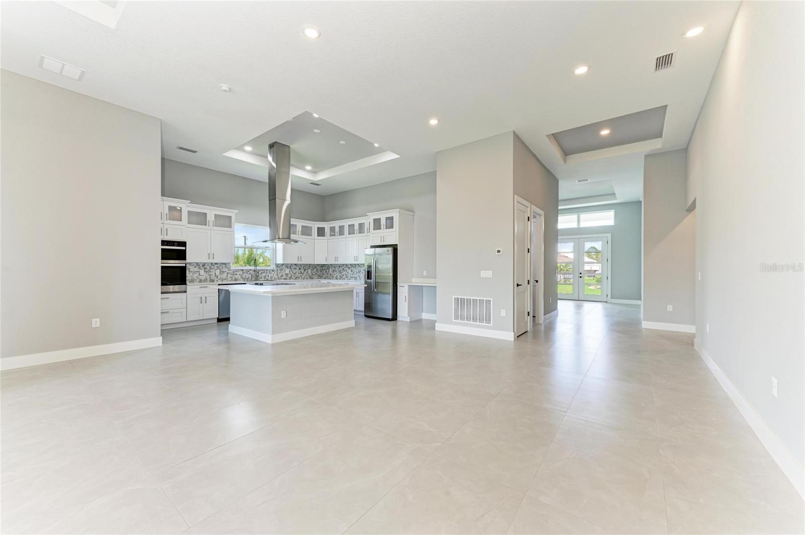 8147 TRACY CIR, PORT CHARLOTTE, FL, 33981