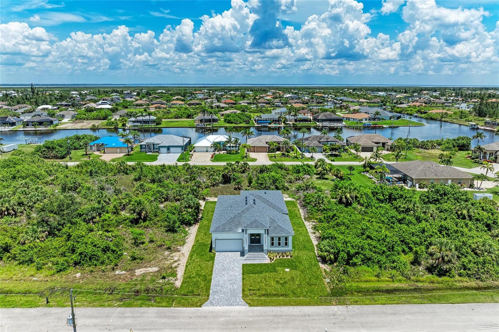 8147 TRACY CIR, PORT CHARLOTTE, FL, 33981