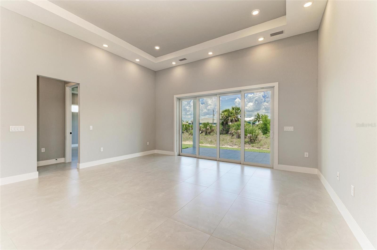 8147 TRACY CIR, PORT CHARLOTTE, FL, 33981