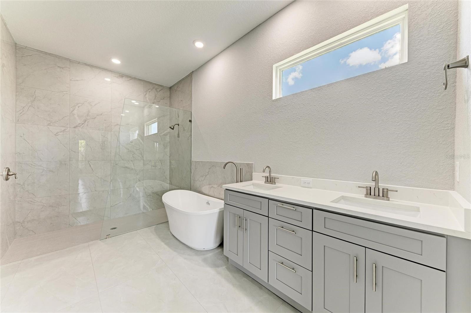 8147 TRACY CIR, PORT CHARLOTTE, FL, 33981