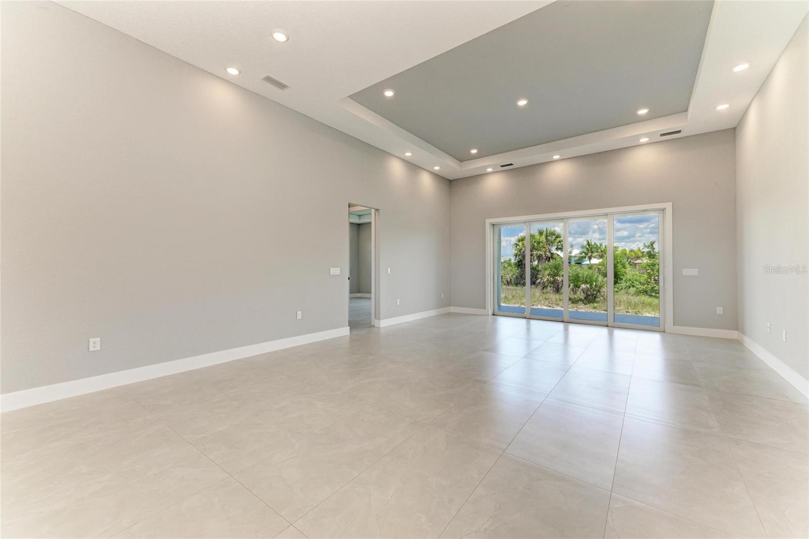 8147 TRACY CIR, PORT CHARLOTTE, FL, 33981