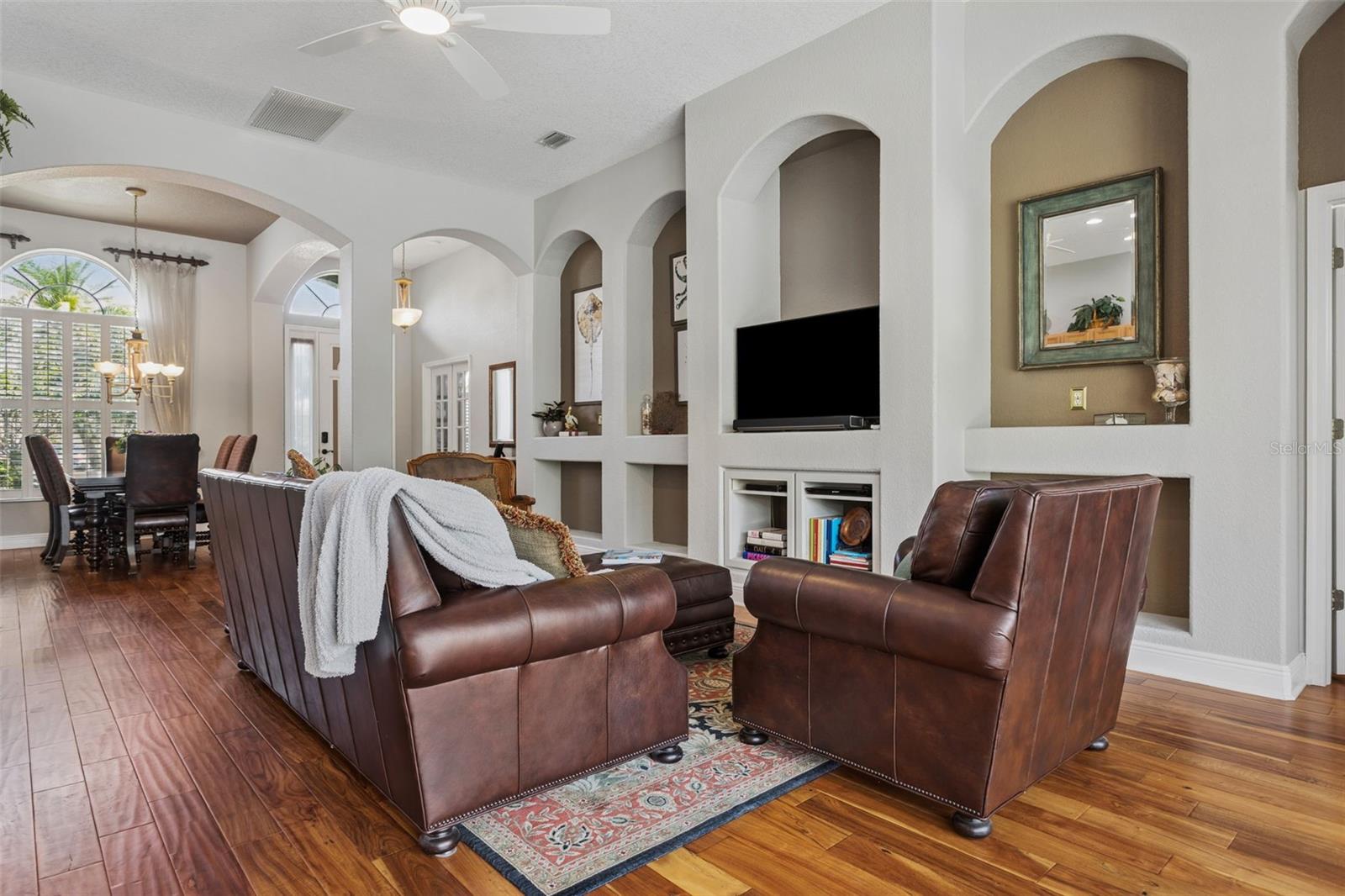 12730 TAR FLOWER DR, TAMPA, FL, 33626