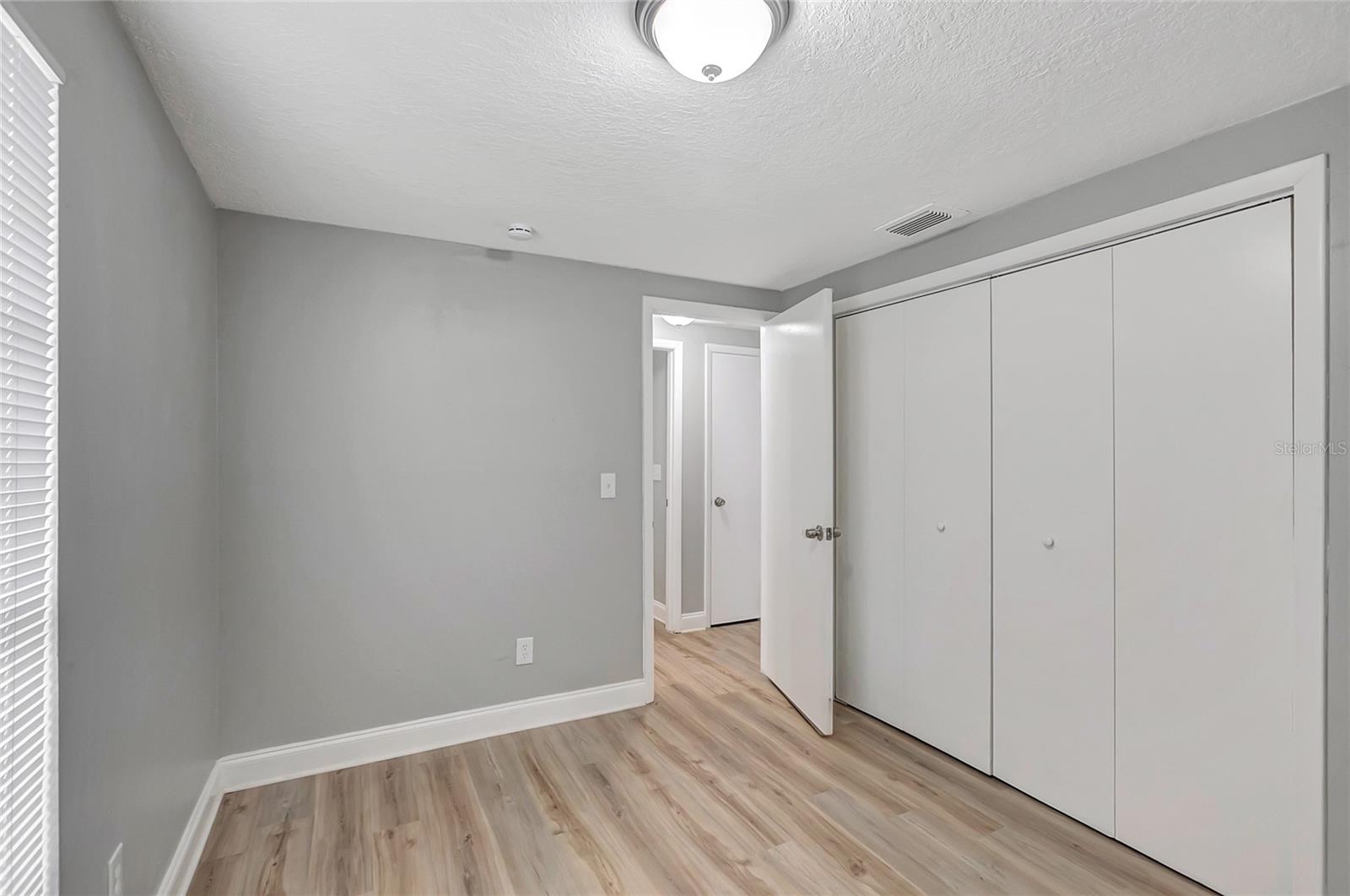 10215 CUTTEN GREEN CT, TAMPA, FL, 33615