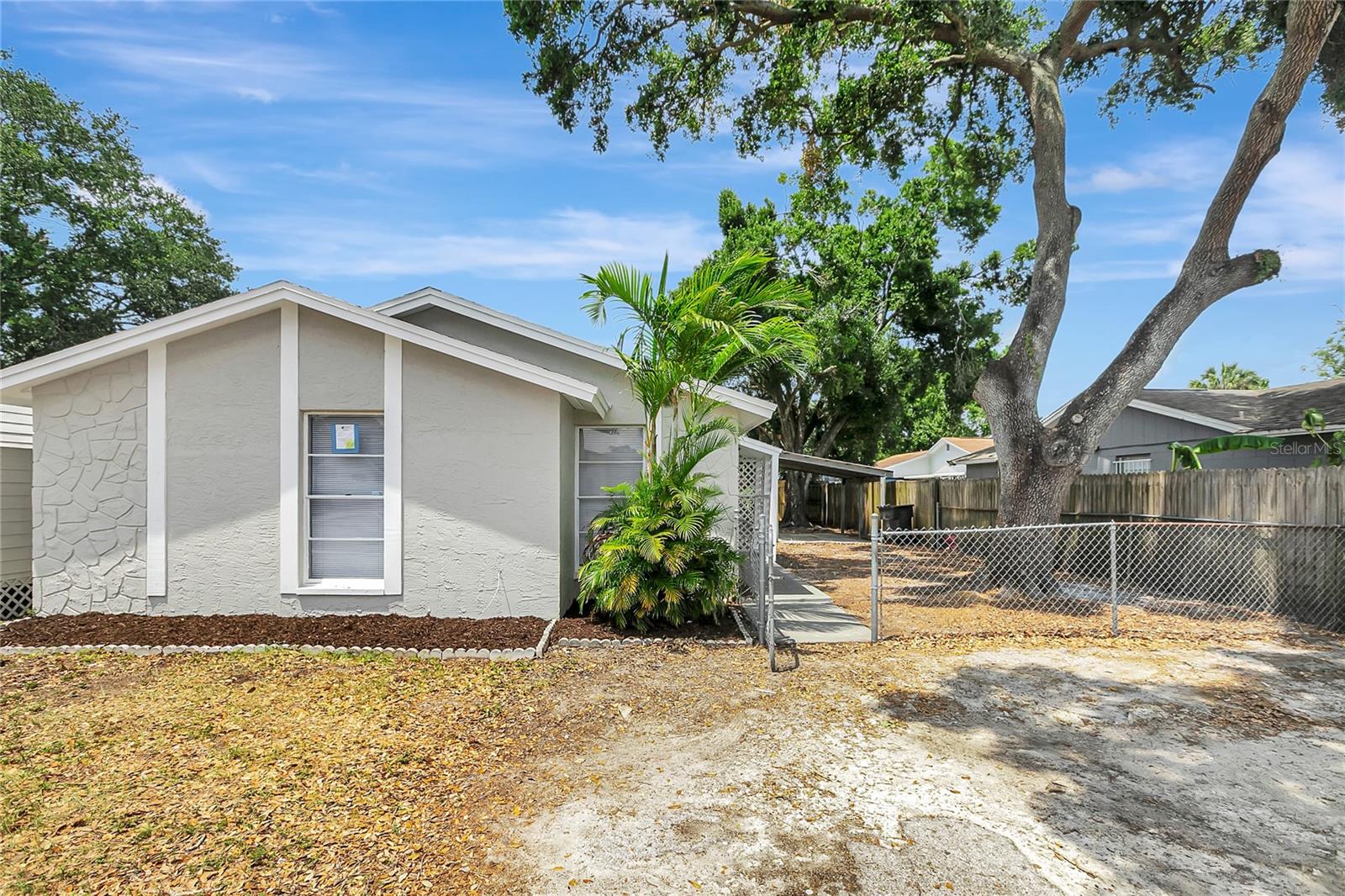 10215 CUTTEN GREEN CT, TAMPA, FL, 33615