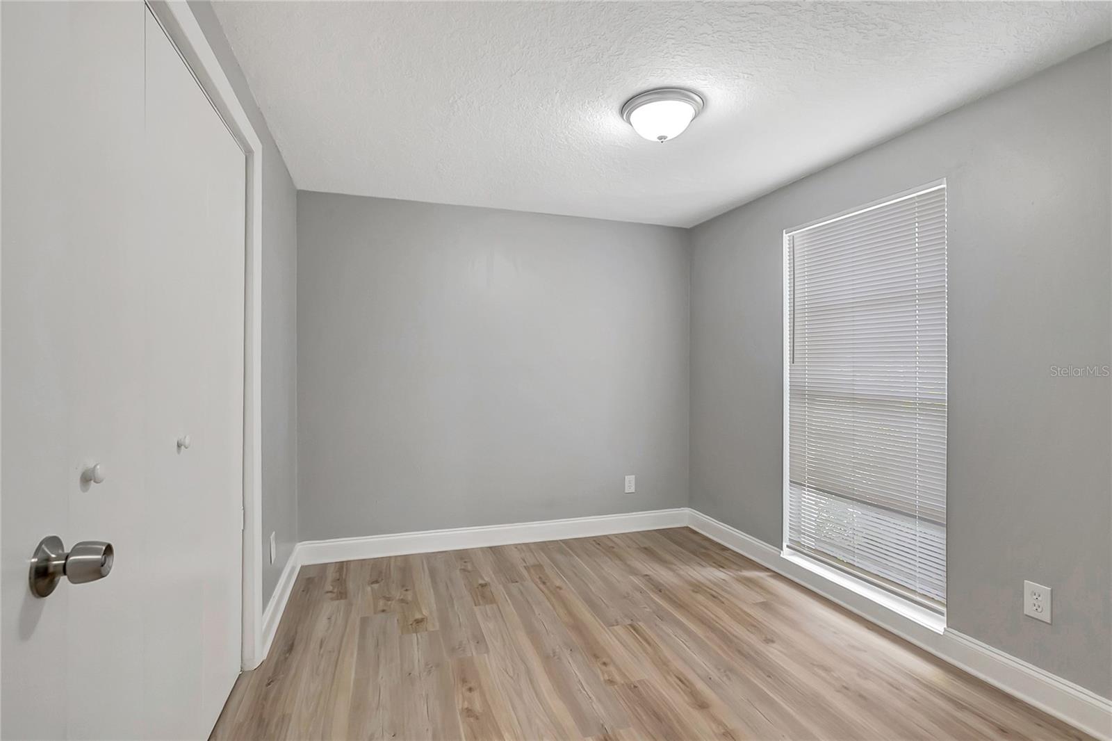 10215 CUTTEN GREEN CT, TAMPA, FL, 33615
