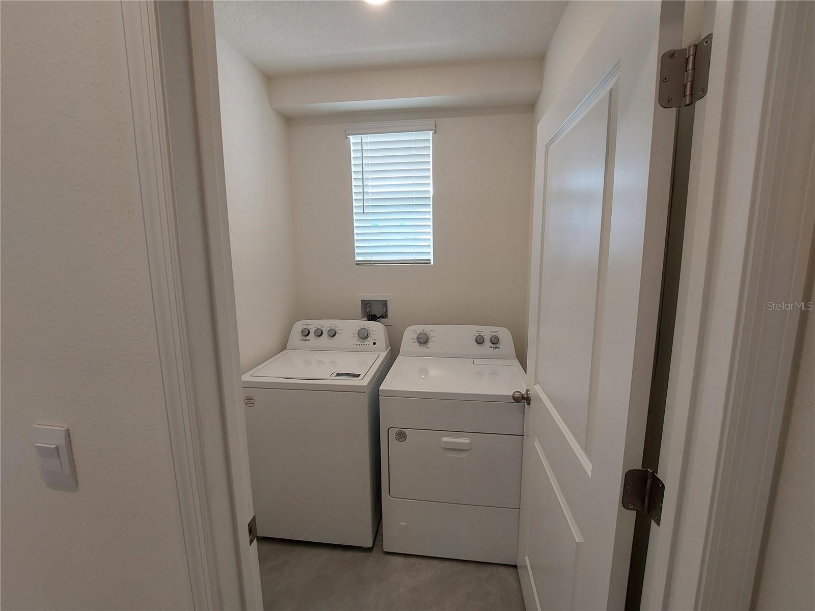 35735 SUNFLOWER HILL DR, ZEPHYRHILLS, FL, 33541