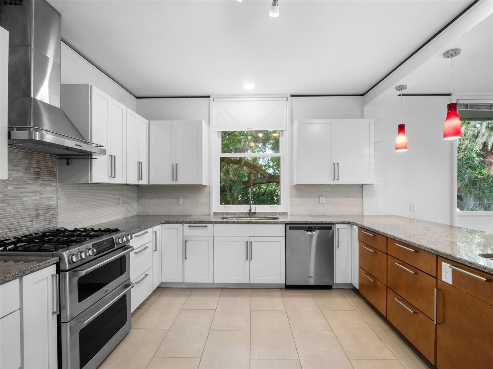 1540 N LAKE MIRROR DR NW, WINTER HAVEN, FL, 33881