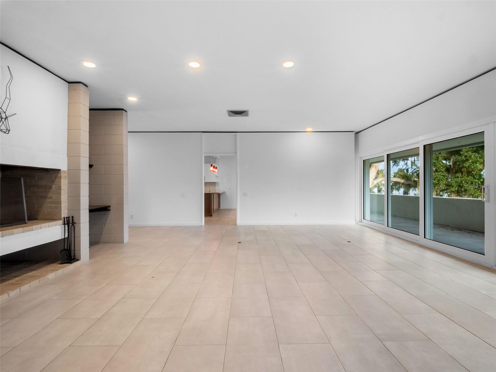 1540 N LAKE MIRROR DR NW, WINTER HAVEN, FL, 33881